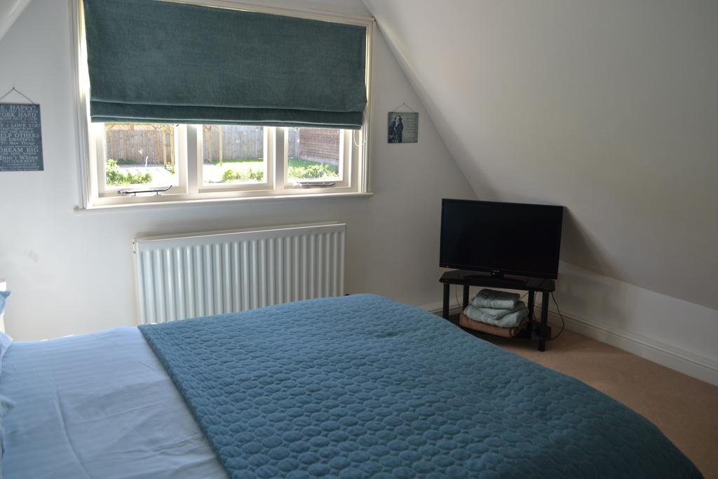 Appletree Cottages Mildenhall Esterno foto