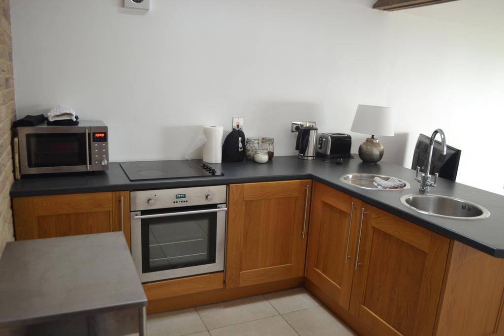 Appletree Cottages Mildenhall Esterno foto