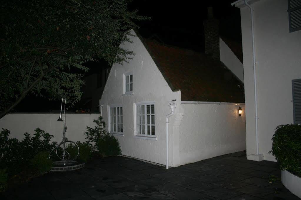Appletree Cottages Mildenhall Esterno foto