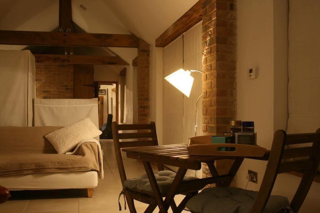 Appletree Cottages Mildenhall Esterno foto