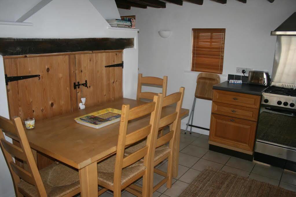 Appletree Cottages Mildenhall Esterno foto