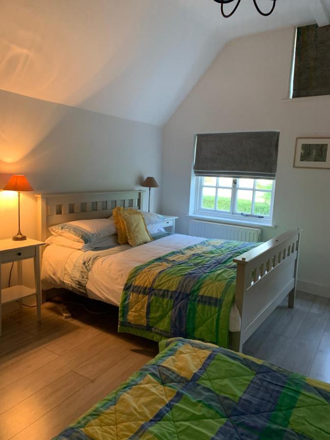 Appletree Cottages Mildenhall Esterno foto
