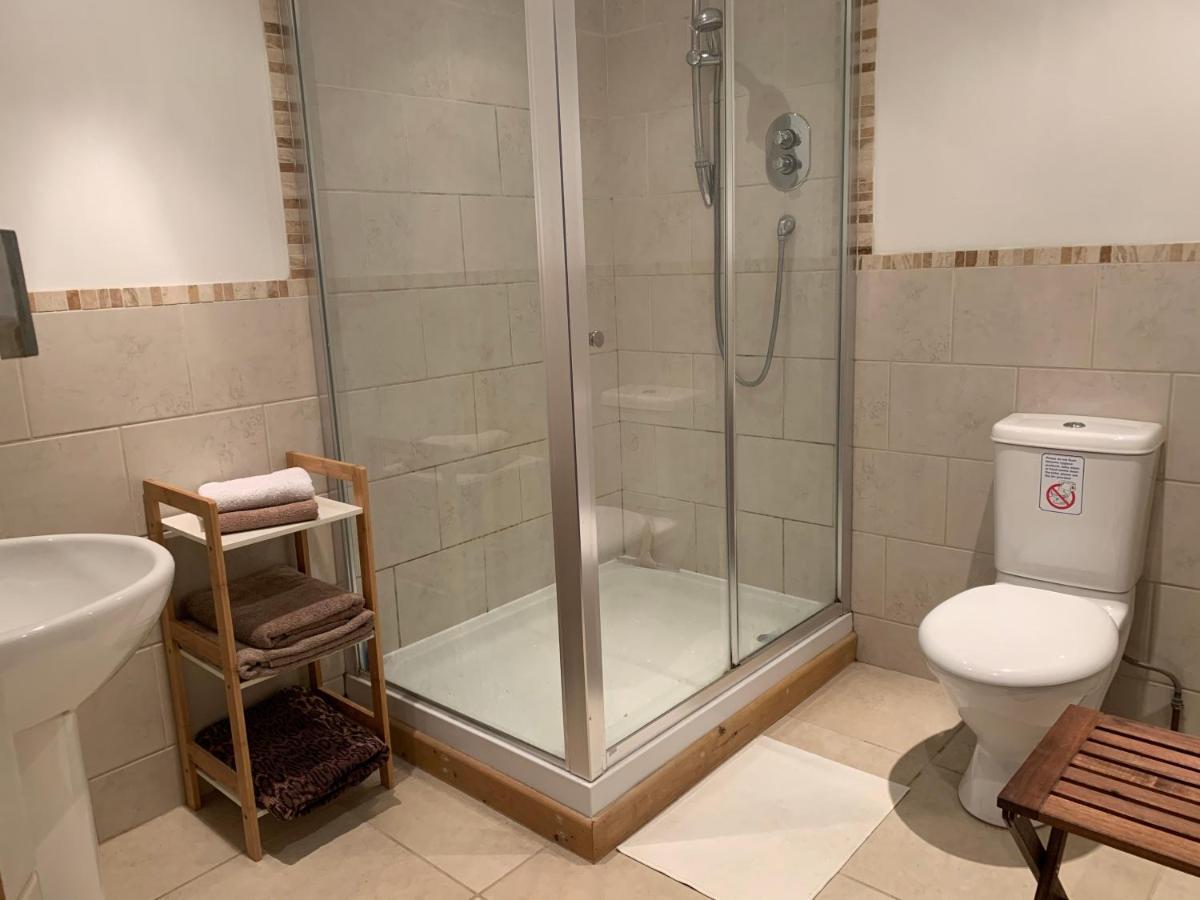 Appletree Cottages Mildenhall Esterno foto